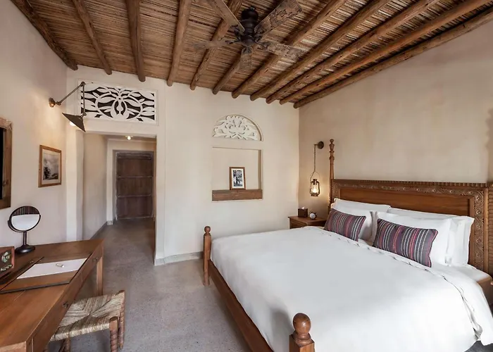 Al Seef Heritage Hotel Dubai, Curio Collection By Hilton