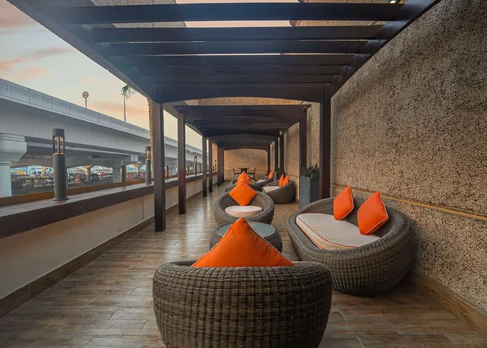 Hyatt Regency Dubai - Corniche