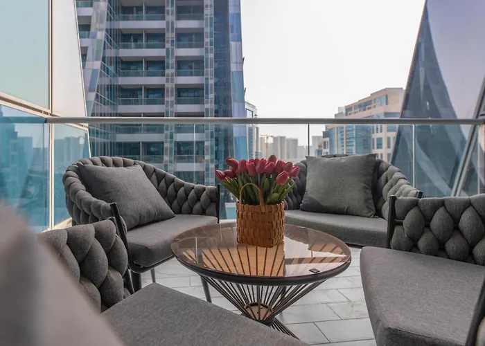 Simply Comfort Vacation Homes Rental Spacious Apts In J One Canal Views Quiet & Central