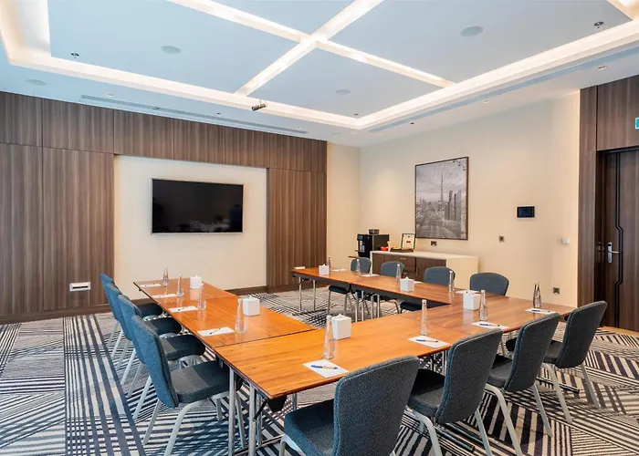Hampton By Hilton Dubai Airport