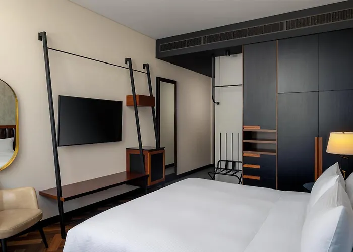 Doubletree By Hilton Dubai M Square Hotel & Residences