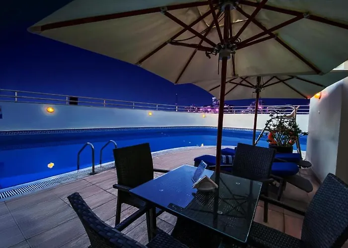 Sunday Hotel Al Barsha Dubai Mall Of The Emirates Formerly Grand Excelsior Al Barsha