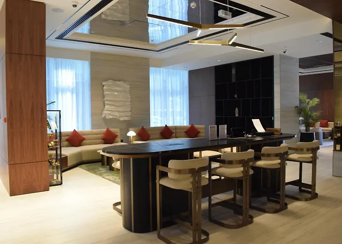Carlton Downtown Hotel