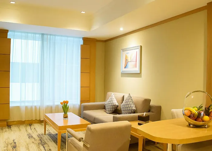 Carlton Downtown Hotel